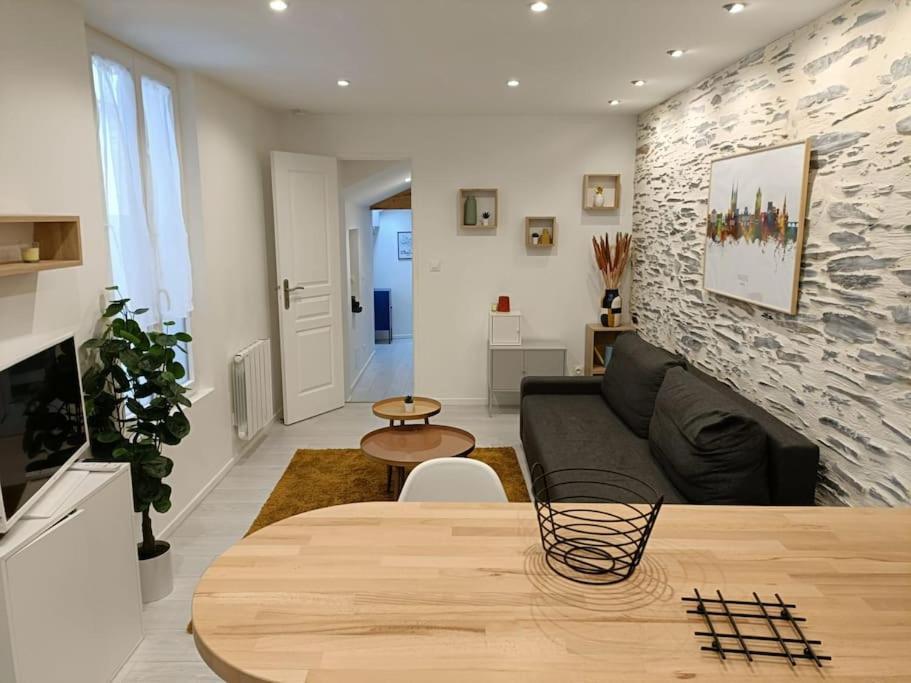 Apartamento Douceurs Angevine Angers Exterior foto